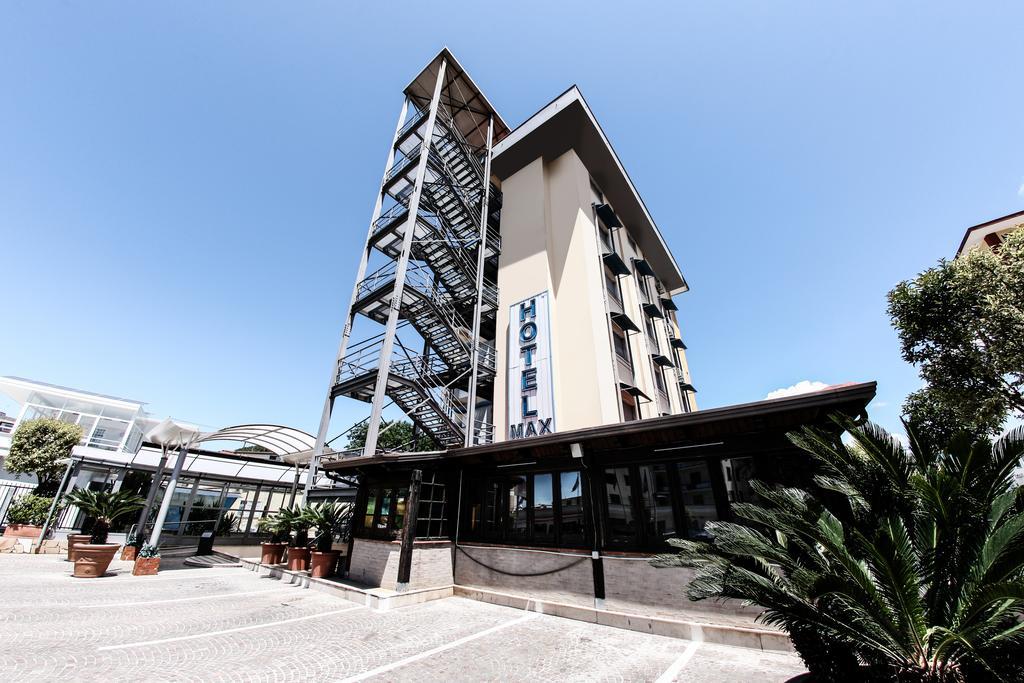 Max Hotel Aversa